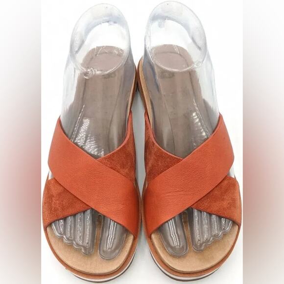 UGG Women's Kari Cinnamon Leather and Suede Cross Strap Slides Sandals Size 8 - Picture 2 of 8